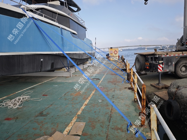 52 Feet - Catamaran yacht