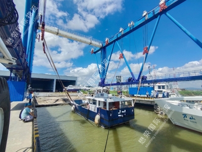 55 Feet - High-Speed boat